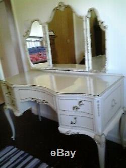 FRENCH LOUIS STYLE DRESSING TABLE with Glass Top & stunning 3 Piece Mirror