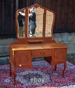 French Louis XV Style Carved Oak Triple Folding Mirror Dressing Table! (NWB73)