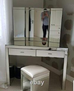 Immaculate Mirrored console dressing table next