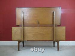 Mid 20th Century Elliots of Newbury Walnut & Zebrano Dressing Table with Mirror