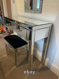 Mirror Dressing Table And Chair