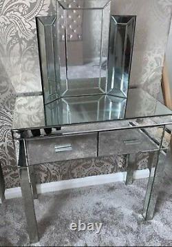 Mirrored console dressing table