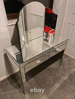 Mirrored glass dressing table and mirror