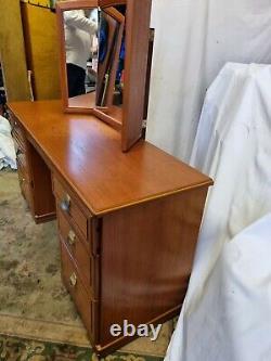 Stag Minstrel Dressing Table Desk with Drawers Three Way Mirrors Model MT330E