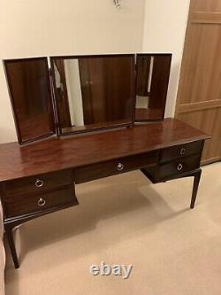 Vintage Stag Minstrel Dressing Table Desk with 5 Drawers Three Way Mirrors