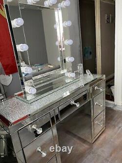 Beau Jeu De Table De Toilette Mirrored