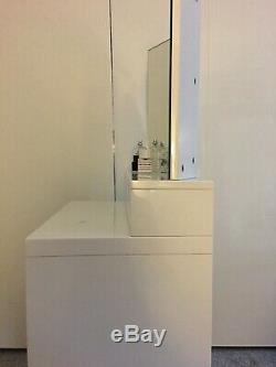 Dwell Marilyn Table De Toilette, Laque Blanc Brillant Avec Trois Voies Verre Miroir