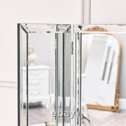 Grande table de maquillage miroir triple luxueuse et glamour