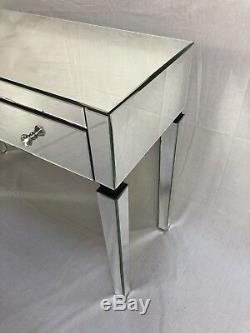 Marque New Classic Mirrored Console 3 Tiroirs / Coiffeuse