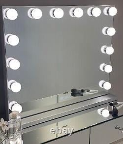 Table D'habillage Et Ampoules Hollywood Miroir Avec Chargeur Usb Bluetooth Haut-parleur Set