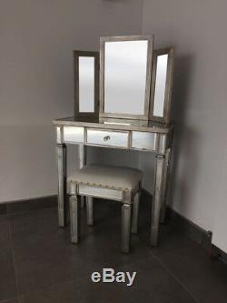 Vénitien Mirrored Coiffeuse Tabouret Et Miroir Avec Garniture Argent Antique